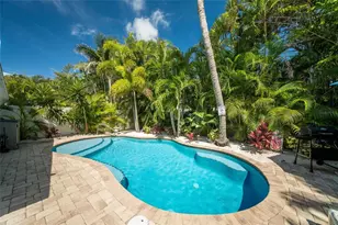 324 64th St, Holmes Beach, FL 34217 - Photo 30