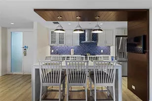 210 Sands Point Rd, Longboat Key, FL 34228 - Photo 14