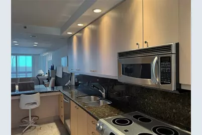 1135 Gulf Of Mexico Drive #505, Longboat Key, FL 34228 - Photo 14