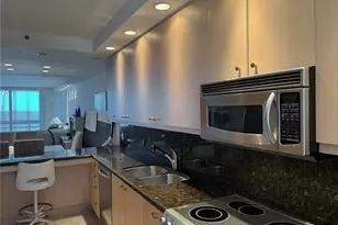 1135 Gulf of Mexico Dr, Longboat Key, FL 34228 - Photo 14