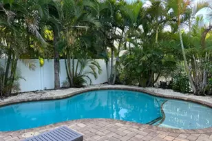 311 66th St, Bradenton Beach, FL 34217 - Photo 10