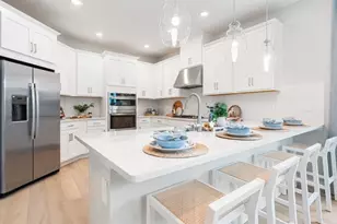 7907 Interstellar Ave, Sarasota, FL 34241 - Photo 2