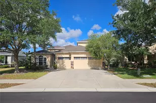 118 Peony Ct, Bradenton, FL 34212 - Photo 2