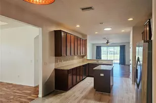 118 Peony Ct, Bradenton, FL 34212 - Photo 10