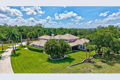 1045 Fox Creek Drive, Sarasota, FL 34240 - Photo 12