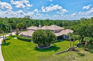 1045 Fox Creek Dr, Sarasota, FL 34240 - Photo 12