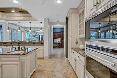 1045 Fox Creek Drive, Sarasota, FL 34240 - Photo 44