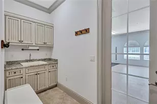 1045 Fox Creek Dr, Sarasota, FL 34240 - Photo 82