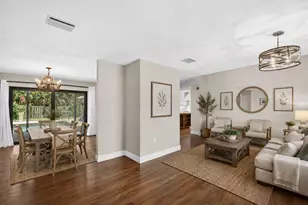 3695 Country Pl Blvd, Sarasota, FL 34233 - Photo 4