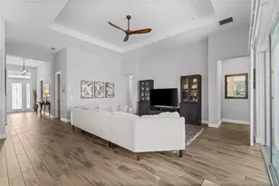 4645 Antrim Dr, Sarasota, FL 34240 - Photo 8