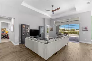 4645 Antrim Dr, Sarasota, FL 34240 - Photo 6