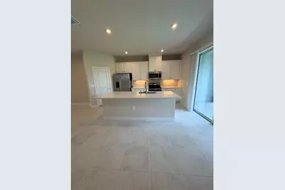 12314 Amber Creek Circle, Bradenton, FL 34211 - Photo 8