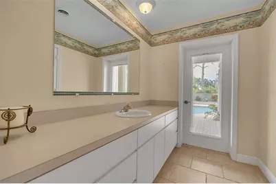 609 Laguna Drive, Venice, FL 34285 - Photo 40