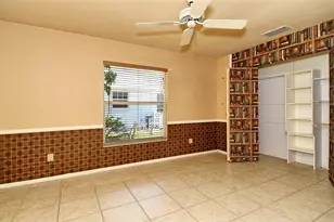 3140 Espanola Dr, Sarasota, FL 34239 - Photo 14