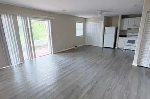 13756 Orange Sunset Dr, Tampa, FL 33618 - Photo 2