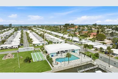 602 Spanish Drive S #115, Longboat Key, FL 34228 - Photo 34