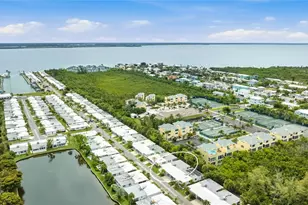 602 Spanish Dr S, Longboat Key, FL 34228 - Photo 32
