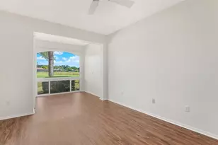3978 Chatsworth Greene, Sarasota, FL 34235 - Photo 10