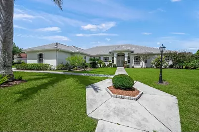 9043 Misty Creek Drive, Sarasota, FL 34241 - Photo 12