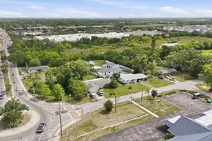 201 Honore Ave, Sarasota, FL 34232 - Photo 44