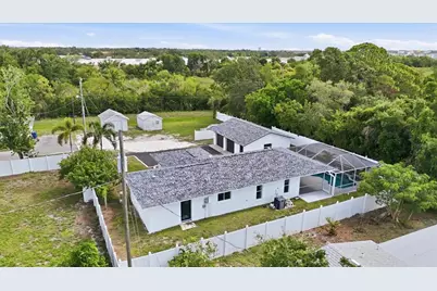 201 Honore Avenue, Sarasota, FL 34232 - Photo 52