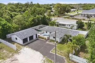 201 Honore Ave, Sarasota, FL 34232 - Photo 2