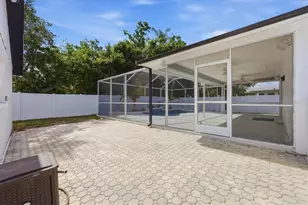 201 Honore Ave, Sarasota, FL 34232 - Photo 42