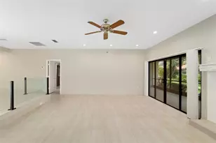 4820 Kestral Park Cir, Sarasota, FL 34231 - Photo 26