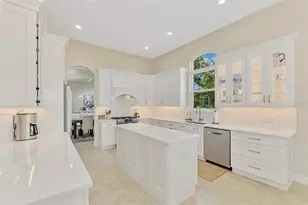 13987 Siena Loop, Bradenton, FL 34202 - Photo 6