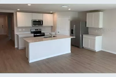 5806 Silver Moonlight Drive, Palmetto, FL 34221 - Photo 2
