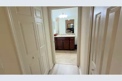 17108 Vardon Terrace #401, Bradenton, FL 34211 - Photo 10