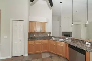 5453 New Covington Dr, Sarasota, FL 34233 - Photo 18