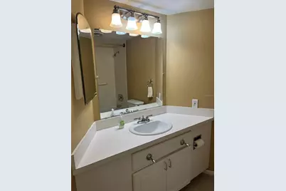 435 S Gulfstream Avenue #206, Sarasota, FL 34236 - Photo 24