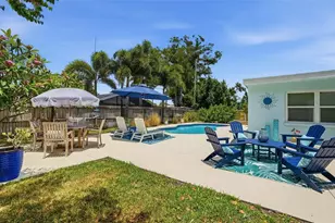 2561 Sunnyside St, Sarasota, FL 34239 - Photo 30