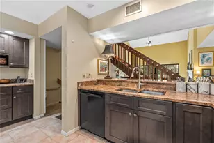 1475 Landings Cir, Sarasota, FL 34231 - Photo 12