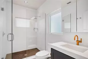 242 Gladiolus St, Anna Maria, FL 34216 - Photo 34