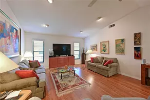 4322 Pasadena Ct, Sarasota, FL 34233 - Photo 4