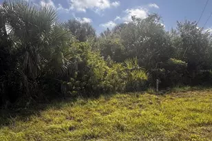 104 Arrow Ln, Rotonda West, FL 33947 - Photo 1