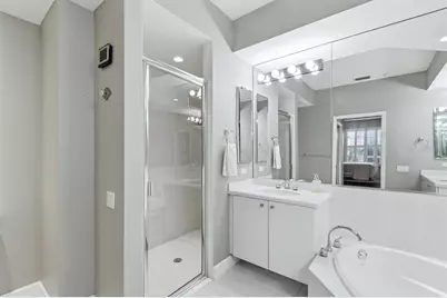 5290 Descanso Court #201B19, Sarasota, FL 34238 - Photo 24
