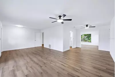 4100 Tee Road, Sarasota, FL 34235 - Photo 10