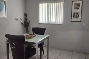 615 S Palm Ave, Sarasota, FL 34236 - Photo 8