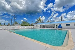 10315 Cortez Road W, Bradenton, FL 34210 - Photo 46