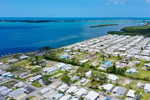10315 Cortez Road W, Bradenton, FL 34210 - Photo 34