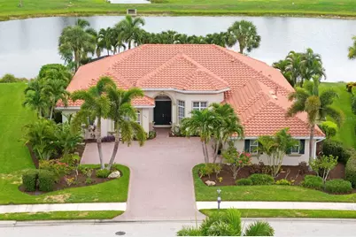 286 Pesaro Drive, Nokomis, FL 34275 - Photo 2