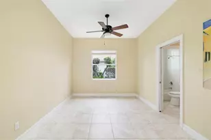 286 Pesaro Dr, Nokomis, FL 34275 - Photo 44