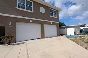 3006 Hawthorne St, Sarasota, FL 34239 - Photo 2