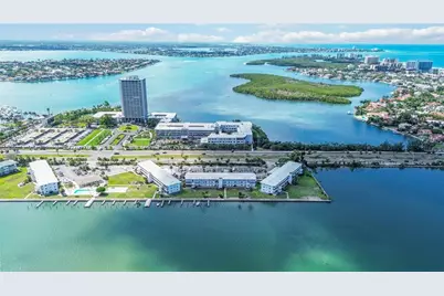 765 John Ringling Boulevard #5, Sarasota, FL 34236 - Photo 1