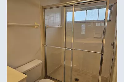 4202 Caddie Drive E #201, Bradenton, FL 34203 - Photo 16
