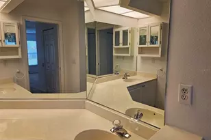 4202 Caddie Dr E, Bradenton, FL 34203 - Photo 18