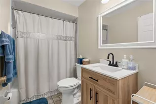 4204 Prairie View Dr, Sarasota, FL 34232 - Photo 14